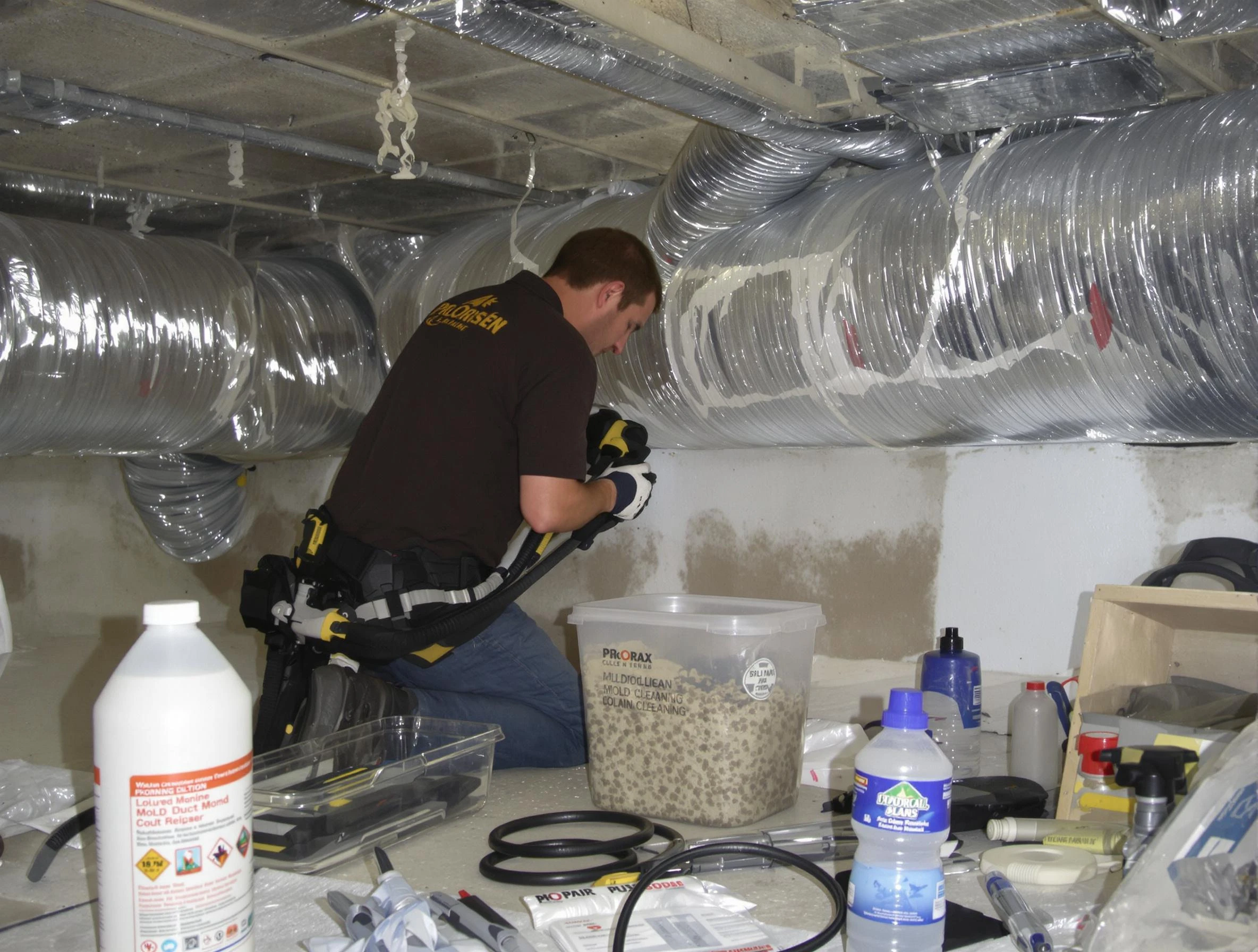 Carnegie Air Duct Cleaning specialist performing professional mold removal from air ducts in Carnegie